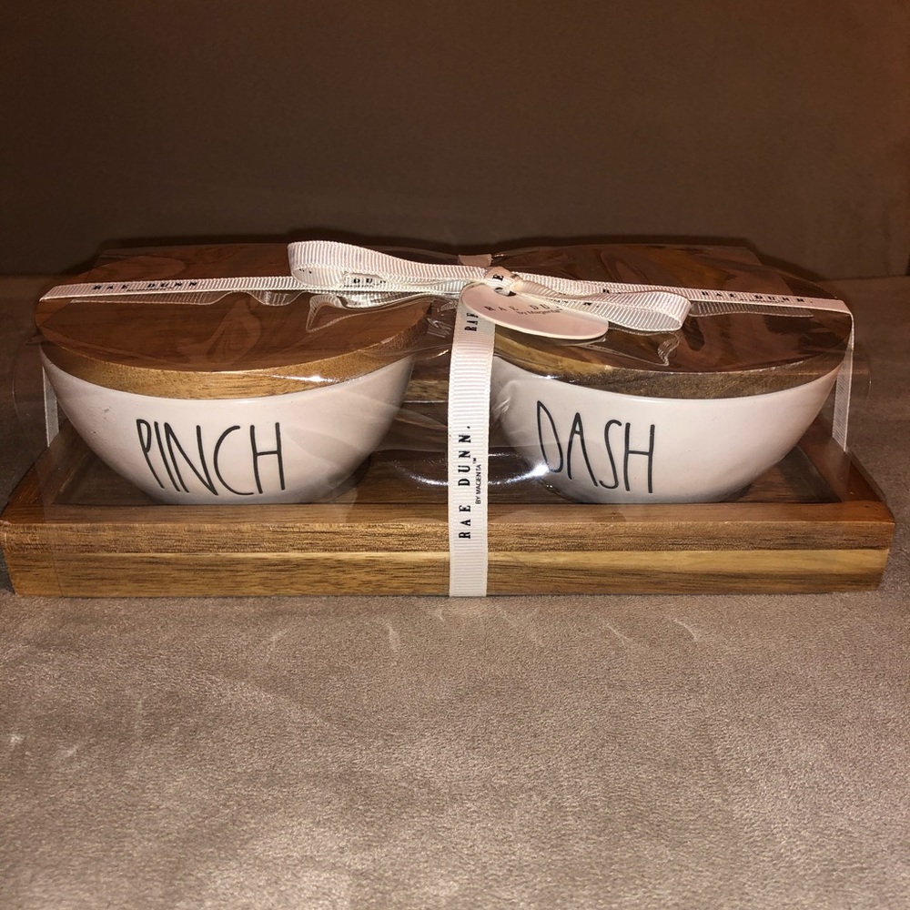 Rae Dunn Pinch & Dash Cellars